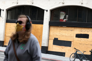 Bars, restaurants caught between inflation, supply crisis and labor crunch as revival ‘runs its course’